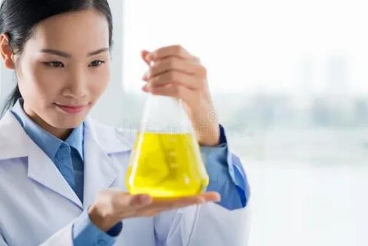 Chuyên gia Hotspot Matrix phân tích: Phương Oanh diện set đồ 50 và marketing video